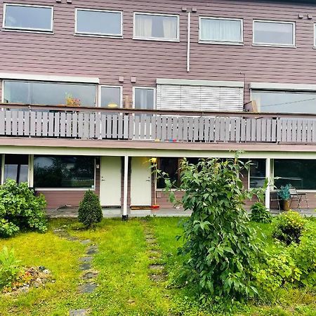 Aurora Apartment Very Close To Fjellheisen Tromsø Buitenkant foto