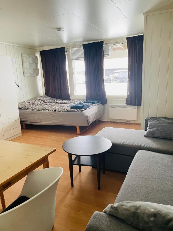 Aurora Apartment Very Close To Fjellheisen Tromsø Buitenkant foto